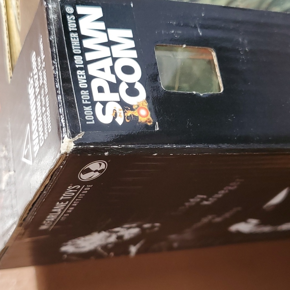 McFarlane Toys Maniacs 18-inch Halloween Michael Myers Vintage Figurine, NIB - Picture 9 of 17